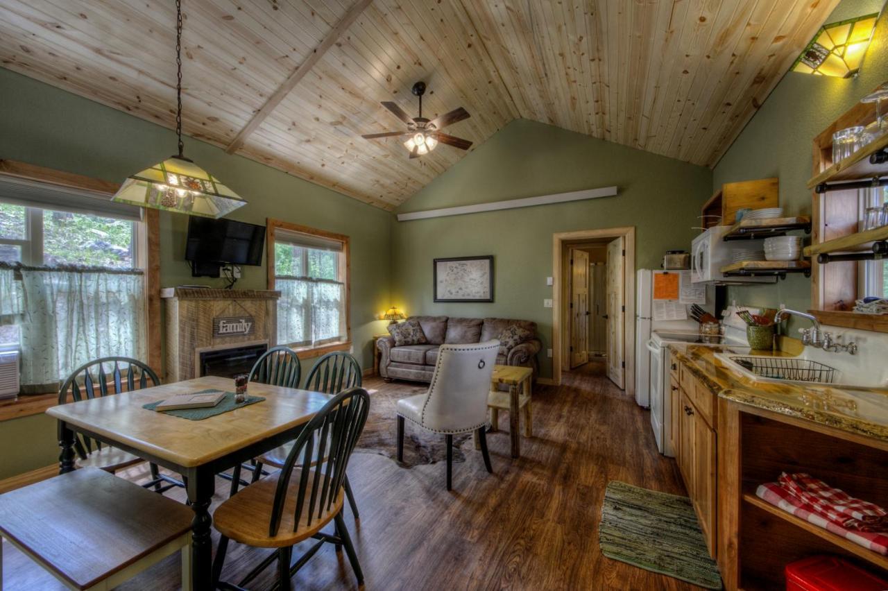 Yak Ridge Cabins And Farmstead By Mount Rushmore Villa Keystone Exterior foto
