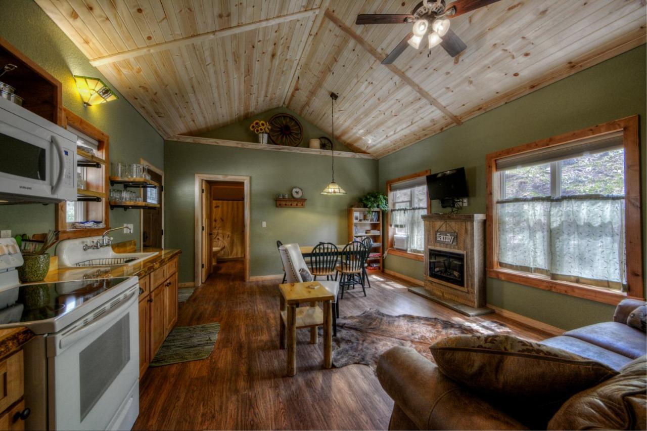 Yak Ridge Cabins And Farmstead By Mount Rushmore Villa Keystone Exterior foto
